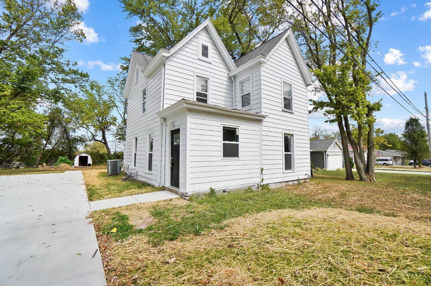 Holland Ave, Lebanon, OH 45036