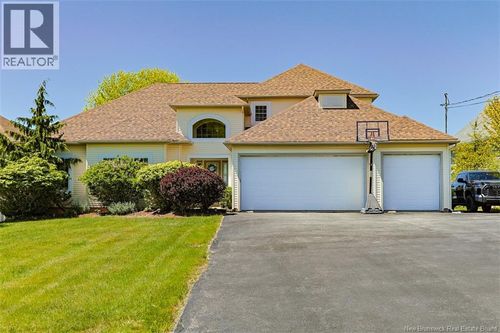 1117 Kennebecasis Dr, Saint John, NB, E2K5A6 | Card Image