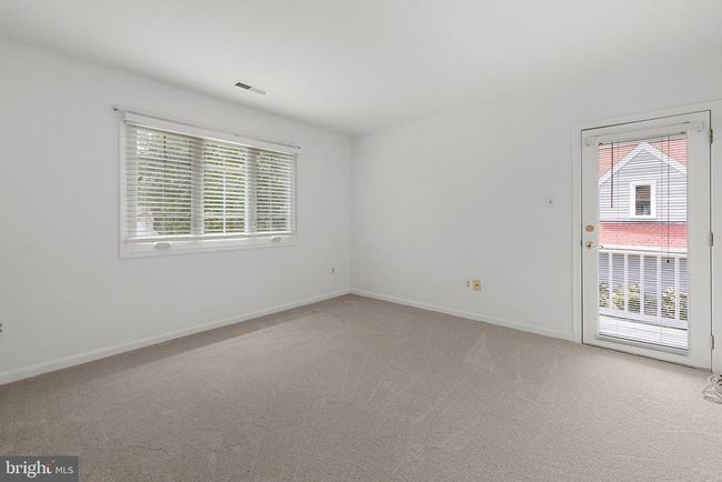 8924 Cross Chase Cir, House other with 4 bedrooms, 5 bathrooms and null parking in LORTON VA | Image 48