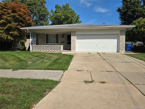30314 Birch Tree Dr, Warren, MI, 48093-3003 | Card Image
