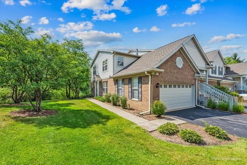 16-16 Christie Ct, Algonquin, IL, 60102-2558 | Card Image