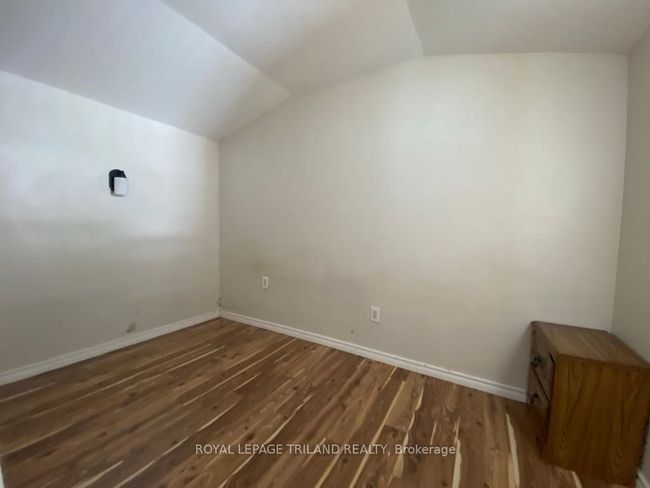 2 - 9951 Northville Cres, Home with 2 bedrooms, 1 bathrooms and 2 parking in Thedford ON | Image 23