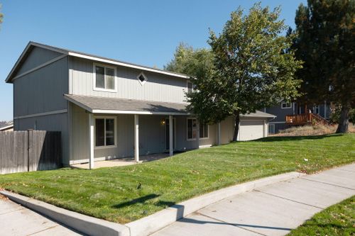 20320 Sonata Way, Bend, OR, 97702 | Card Image