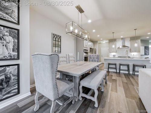 43625 Prospect, Novi, MI, 48375-3031 | Card Image