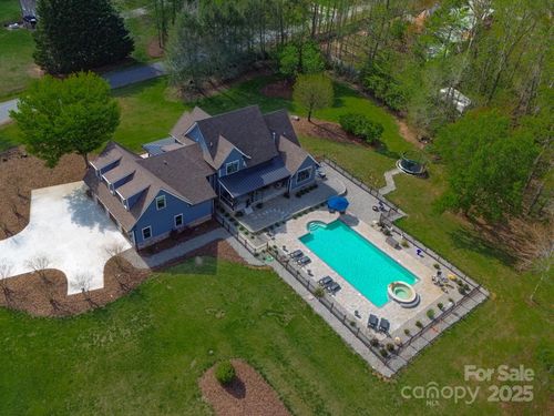 114 Eldridge Ln, State Road, NC, 28676-8754 | Card Image