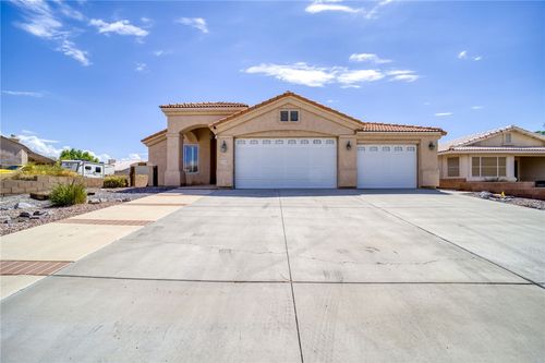 1960 E Desert Dr, Fort Mohave, AZ, 86426-8802 | Card Image