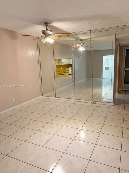 102-410 Se 2nd St, Hallandale Beach, FL, 33009-5661 | Card Image