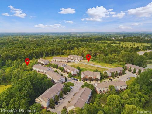 1664 Pinecroft Ln, Howell, MI, 48855-7802 | Card Image