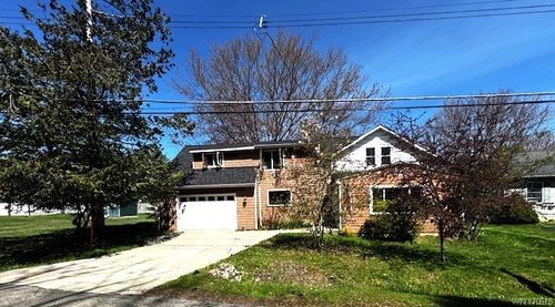 170 Rosewood Ave, Angola, NY, 14006-9043 | Card Image