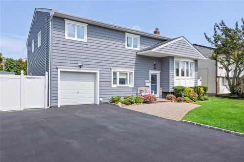 3483 Steven Rd, Baldwin, NY, 11510-5049 | Card Image