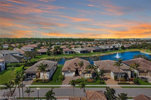 9469 Greenleigh Ct, NAPLES, FL, 34120-5258 | Card Image