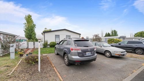201 N 69th Ave, West Richland, WA, 99353-9277 | Card Image