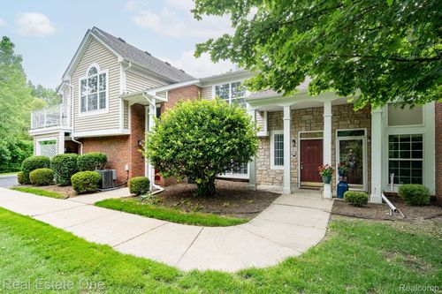 44770 Marigold Dr, Sterling Heights, MI, 48314-1209 | Card Image
