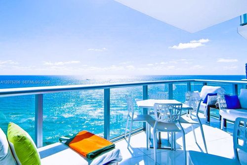 1703-17001 Collins Ave, Sunny Isles Beach, FL, 33160-3650 | Card Image