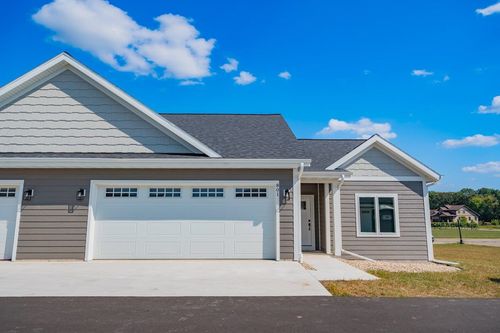 801 Vineyard Ct, CAMBRIDGE, WI, 53523-9101 | Card Image