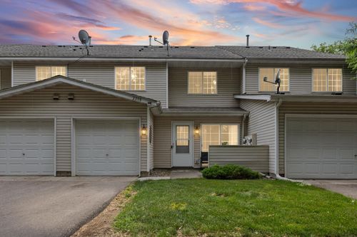 2208 Williams Dr, Burnsville, MN, 55337-2010 | Card Image