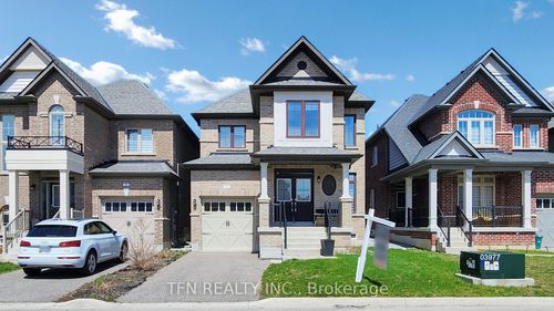 30 Festival Crt, East Gwillimbury, ON, L9N0N8 | Card Image