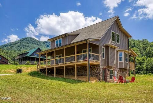 3136 Thomas Headrick Rd, Sevierville, TN, 37862-2604 | Card Image
