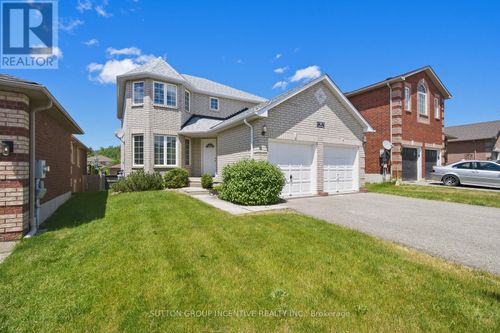 70 Shalom Way, Barrie (Painswick South), ON, L4N5Y3 | Card Image