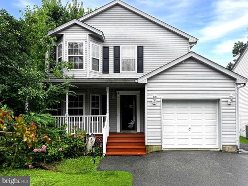 225 Cadle Ave, EDGEWATER, MD, 21037-4807 | Card Image