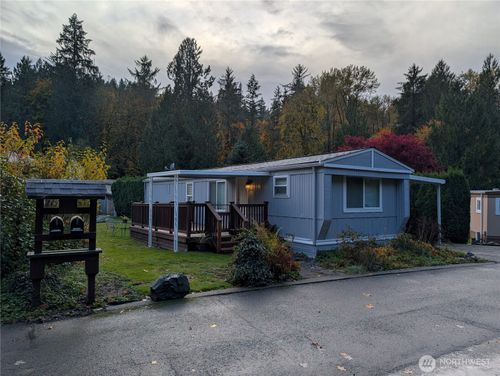 31-31411 Se 95th St, Issaquah, WA, 98027-8705 | Card Image