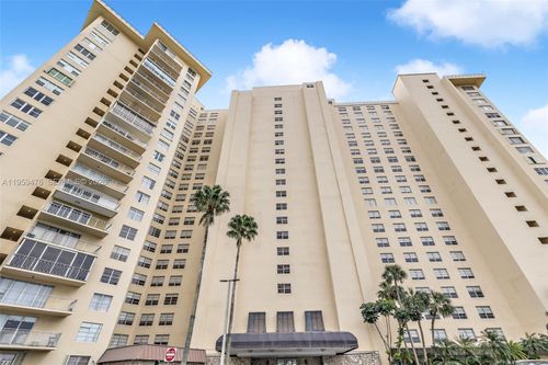 116-11111 Biscayne Blvd, Miami, FL, 33181 | Card Image
