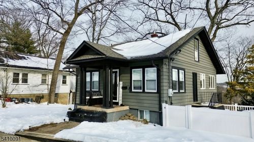 30 Woodside Ave, Haledon, NJ, 07508-1671 | Card Image