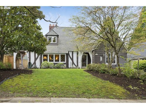 2536 Se Market St, Portland, OR, 97214-4945 | Card Image