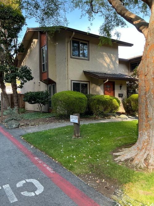 1239 Oddstad Boulevard, Pacifica, CA, 94044 | Card Image