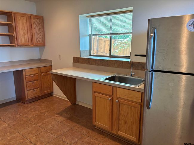 20998 Kiva Cir, House other with 3 bedrooms, 4 bathrooms and null parking in Flint TX | Image 33