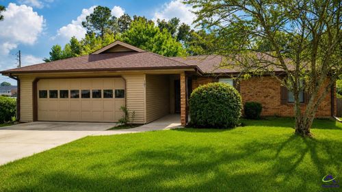 101 Buckskin Dr, Warner Robins, GA, 31088-7705 | Card Image