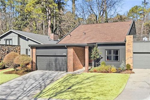 210 Leeward Ln, Roswell, GA, 30076-3212 | Card Image