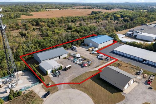 542 Anton Court, EAGLE, WI, 53119 | Card Image