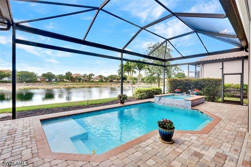 8675 Amour Ct, Naples, FL, 34119-9532 | Card Image