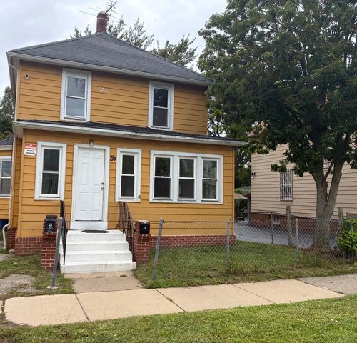 1-714 Helmholz Ave, Waukegan, IL, 60085-7346 | Card Image
