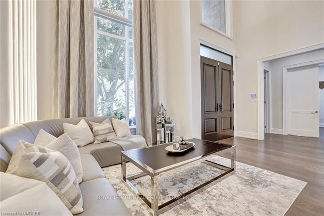 1164 Bridge Rd, House other with 5 bedrooms, 5 bathrooms and 4 parking in Oakville ON | Image 5