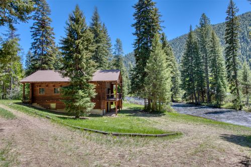 1795 E Fork Rd, Sula, MT, 59871-9724 | Card Image