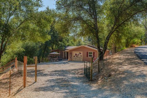 2988 Spring Hill Dr, San Andreas, CA, 95249-9624 | Card Image