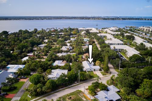 296 Wentworth Dr, Stuart, FL, 34996-4717 | Card Image