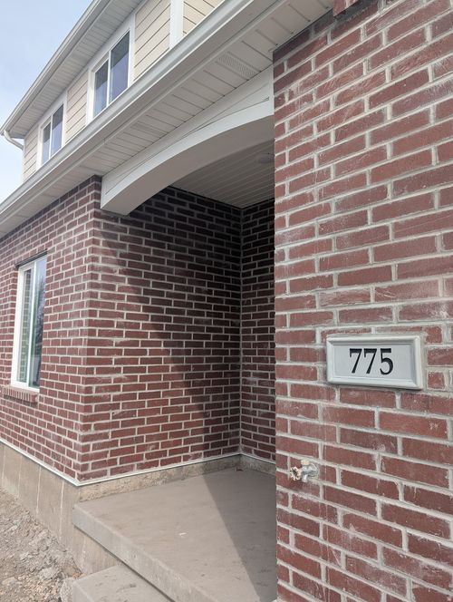 775 Pheasantbrook Cir, Centerville, UT, 84014-1416 | Card Image