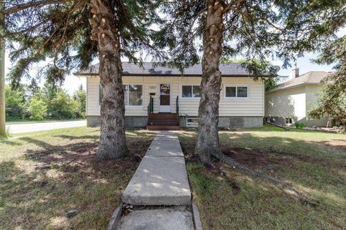 4001 51a St, Red Deer, AB, T4N2B2 | Card Image