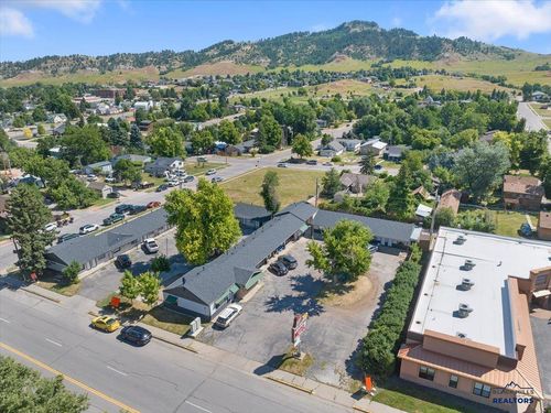 230 N Main St, Spearfish, SD, 57783-2718 | Card Image