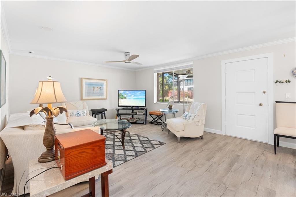 Residential in NAPLES 5