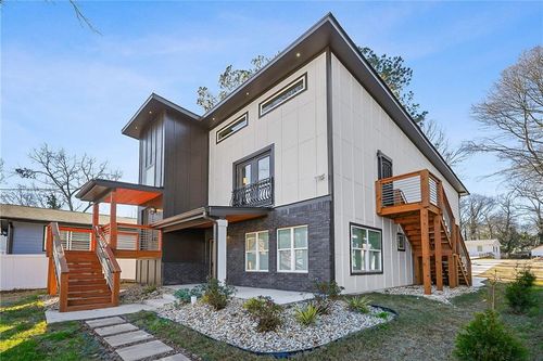 2847 Forrest Hills Dr Sw, atlanta, GA, 30315-9024 | Card Image