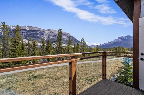 303-102 Stewart Creek Rise, Canmore, AB, T1W0K6 | Card Image