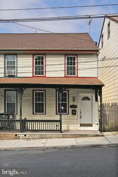 225 S 9th St, LEBANON, PA, 17042-5904 | Card Image