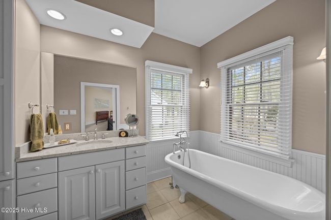 92 Cape Fear Dr, House other with 4 bedrooms, 4 bathrooms and 2 parking in Chocowinity NC | Image 13