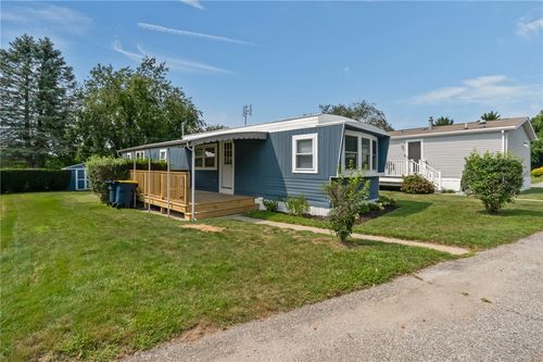 39 Cathy Circle, Portsmouth, RI, 02871 | Card Image