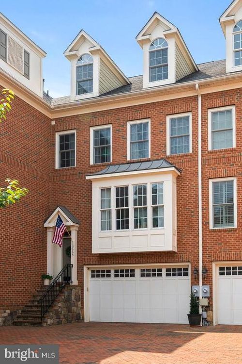 10665 Yorktown Ct, FAIRFAX, VA, 22030-3809 | Card Image