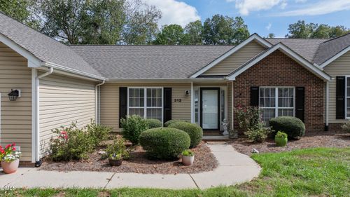 312 Quarterpath Ln, Jamestown, NC, 27282-8624 | Card Image